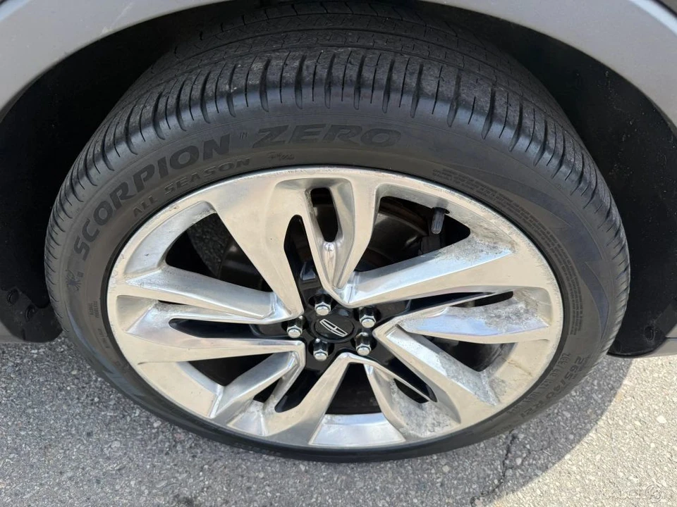 2016 Lincoln MKX - Image 10 of 12