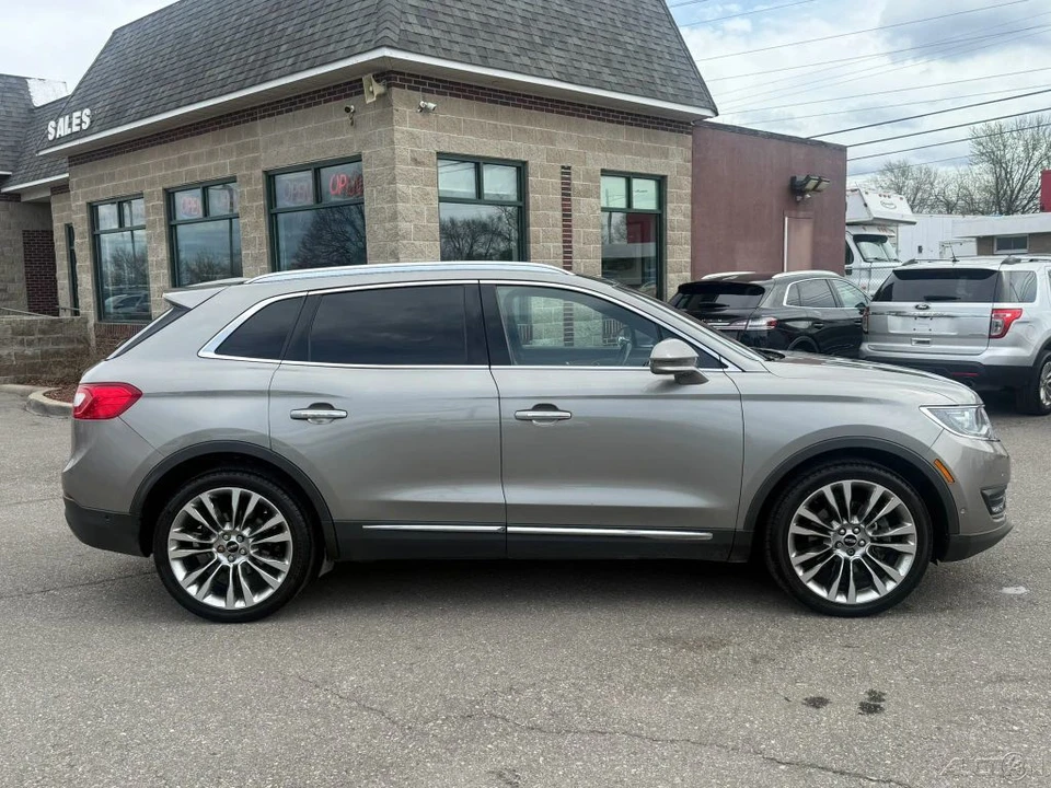 2016 Lincoln MKX - Image 2 of 12