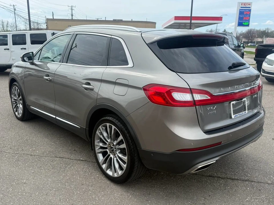 2016 Lincoln MKX - Image 5 of 12