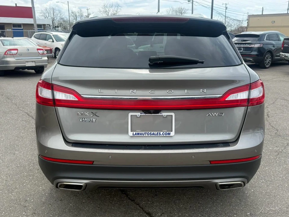 2016 Lincoln MKX - Image 4 of 12