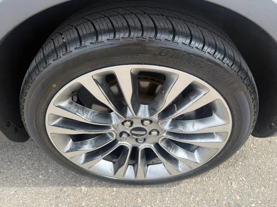 2016 Lincoln MKX - Image 10 of 12