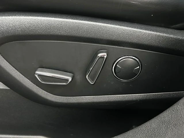 2016 Lincoln MKX - Image 10 of 12