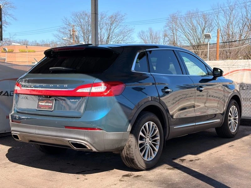 2016 Lincoln MKX - Image 11 of 12
