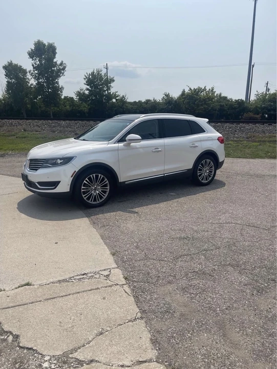 2016 Lincoln MKX - Image 2 of 12
