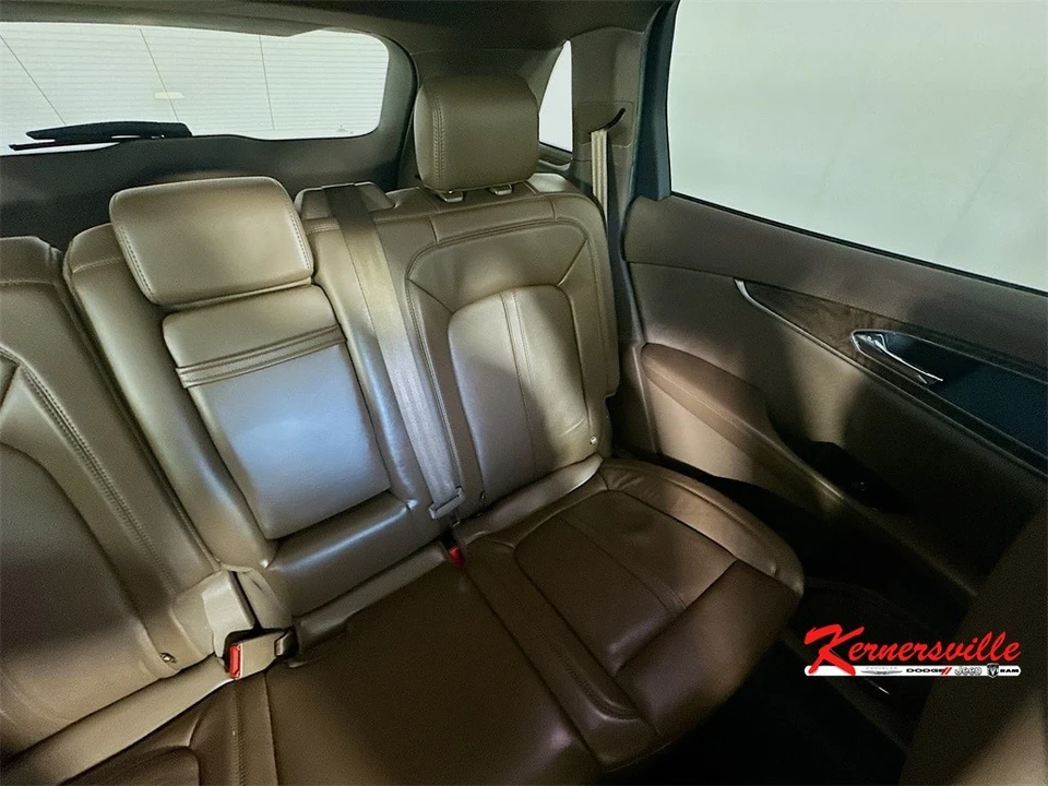 2016 Lincoln MKX - Image 14 of 21
