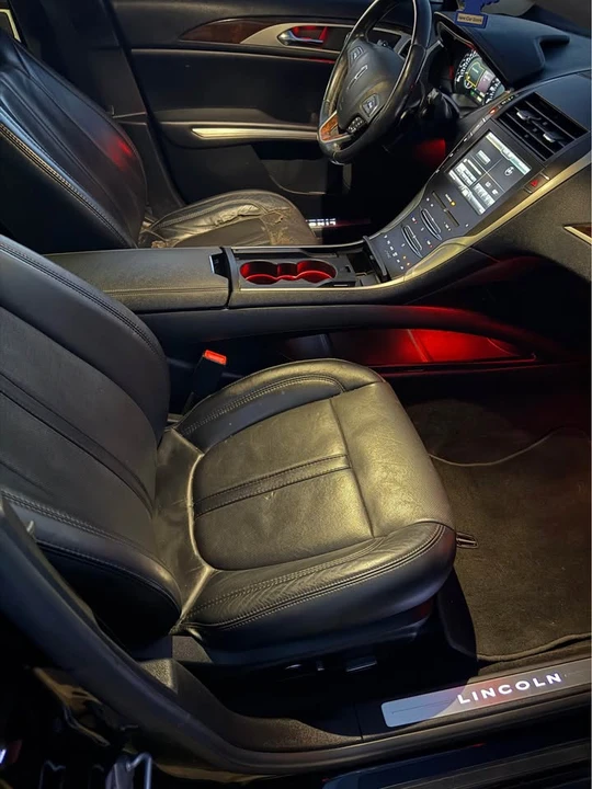 2016 Lincoln MKZ - Image 7 of 10