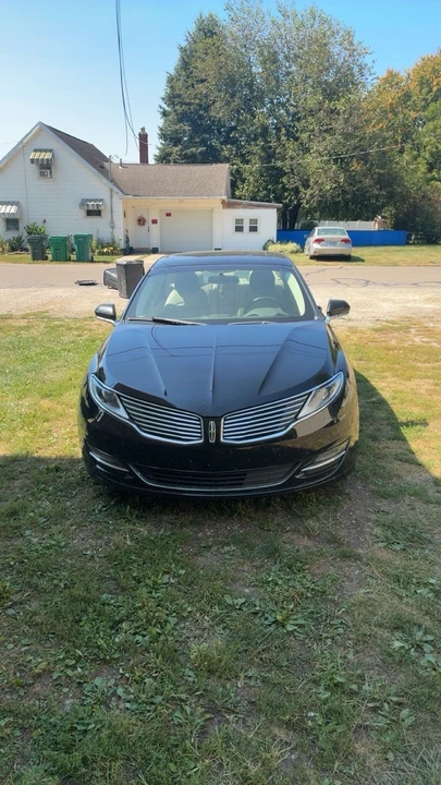 2016 Lincoln MKZ - Image 2 of 3