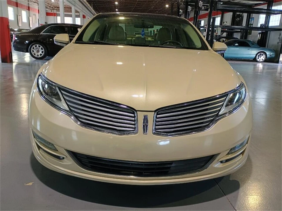2016 Lincoln MKZ - Image 9 of 31