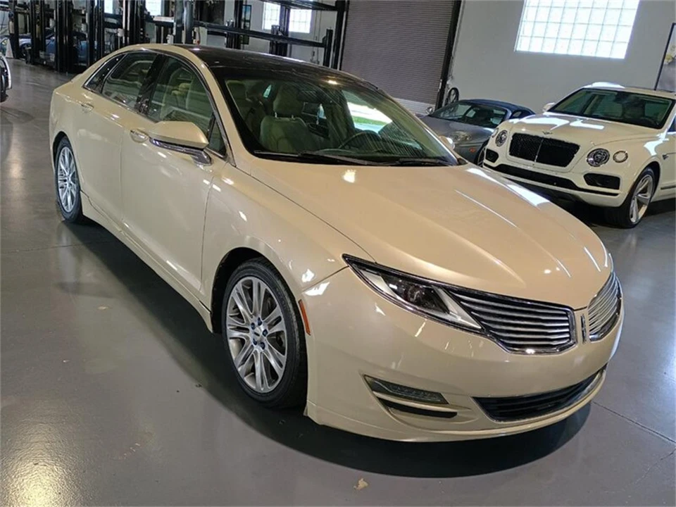 2016 Lincoln MKZ - Image 8 of 31