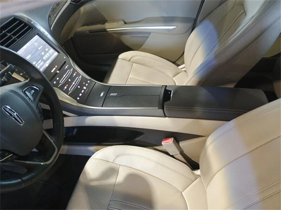 2016 Lincoln MKZ - Image 28 of 31