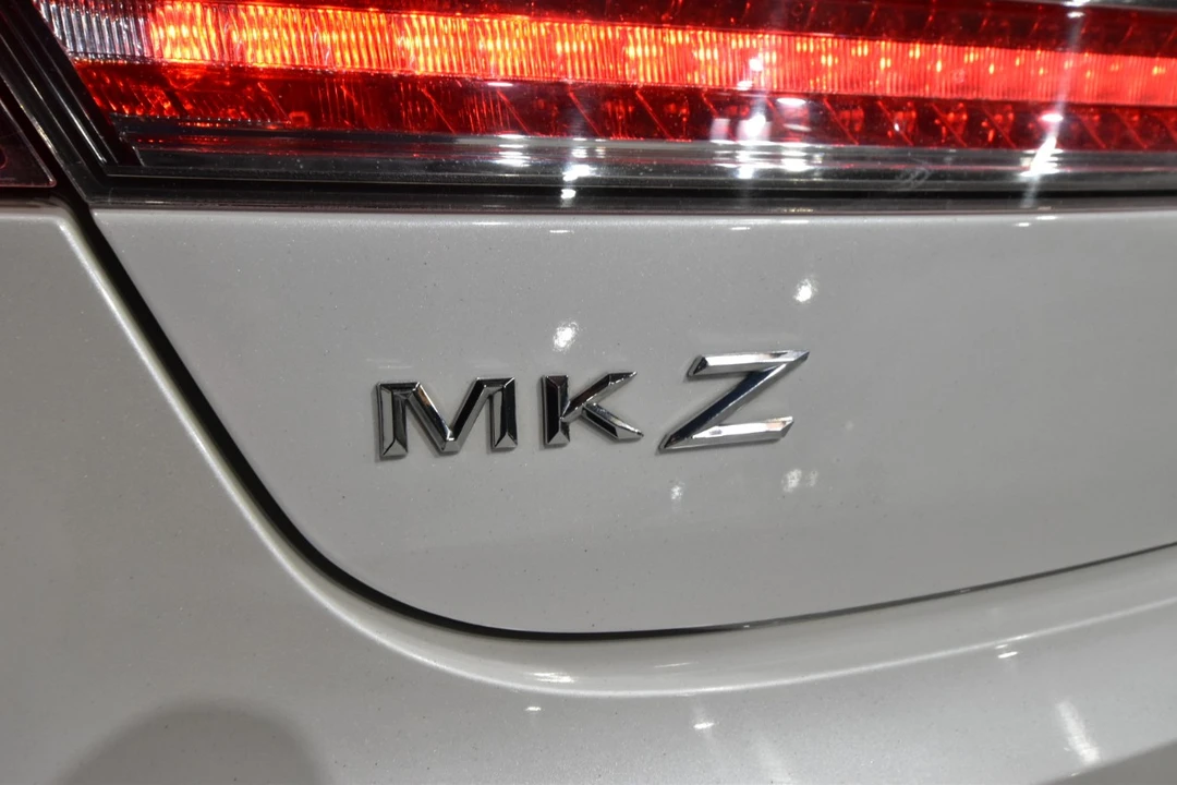2016 Lincoln MKZ - Image 9 of 21