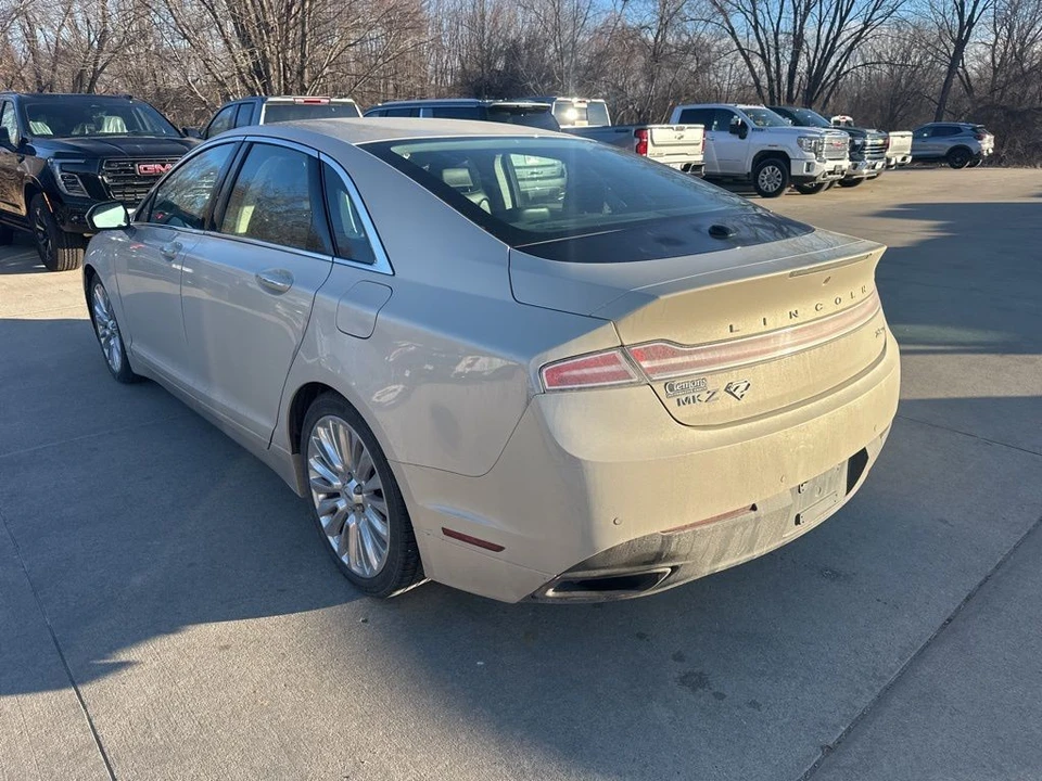 2016 Lincoln MKZ - Image 9 of 12