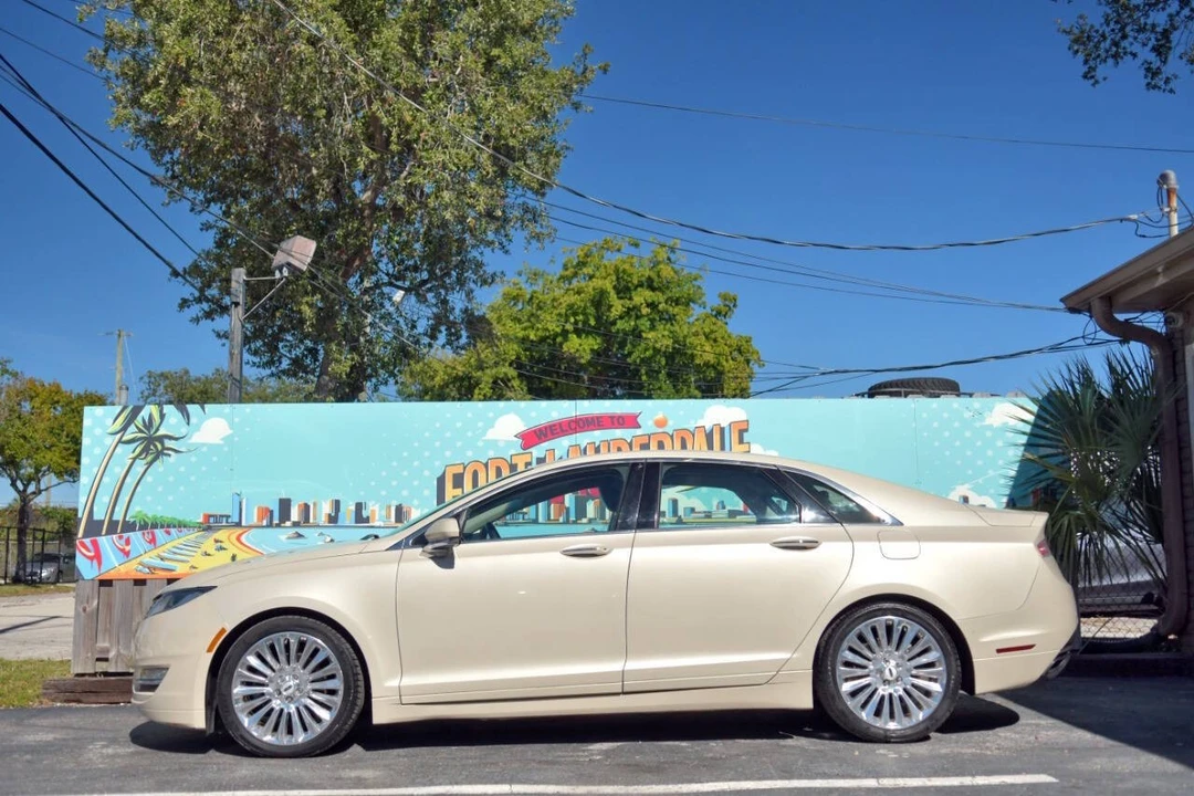 2016 Lincoln MKZ - Image 7 of 12