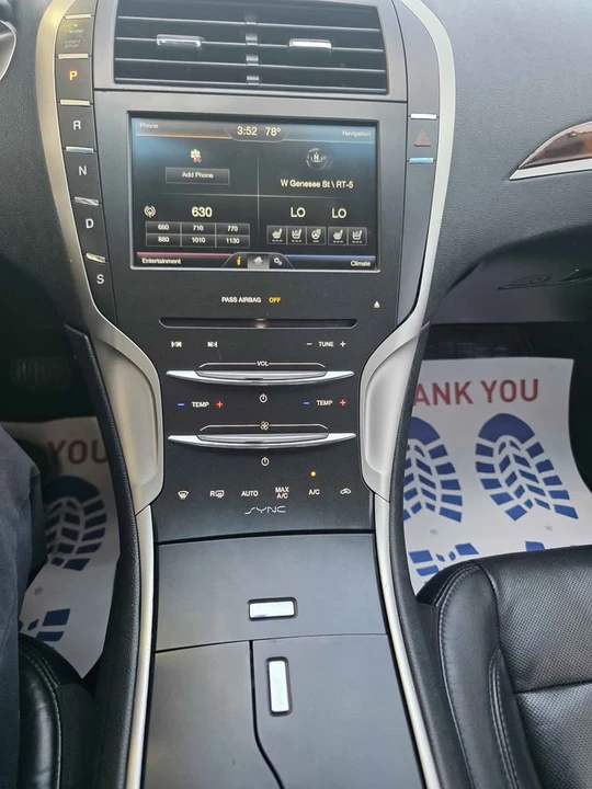 2016 Lincoln MKZ - Image 17 of 20