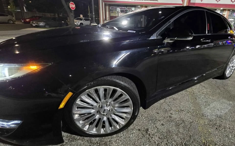 2016 Lincoln MKZ - Image 10 of 14