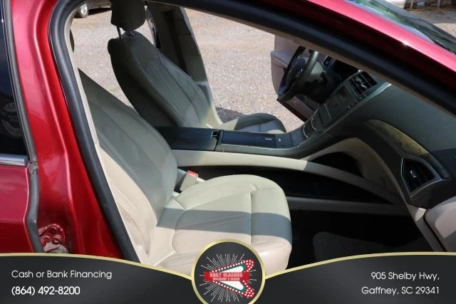 2016 Lincoln MKZ - Image 12 of 13
