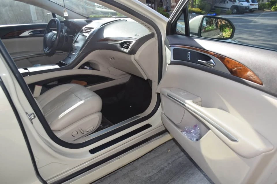2016 Lincoln MKZ - Image 16 of 20