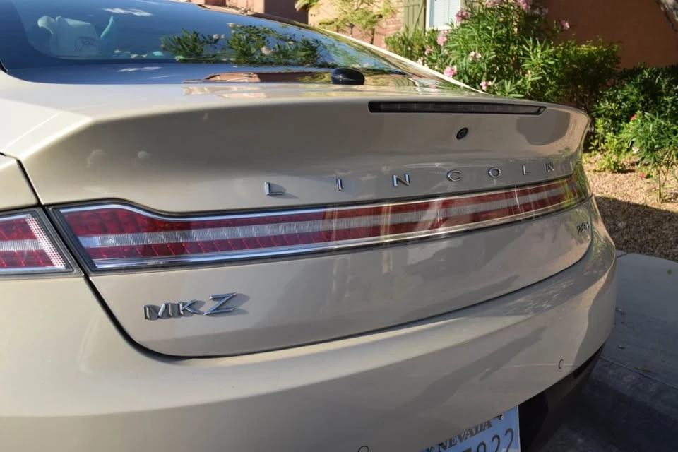 2016 Lincoln MKZ - Image 9 of 20