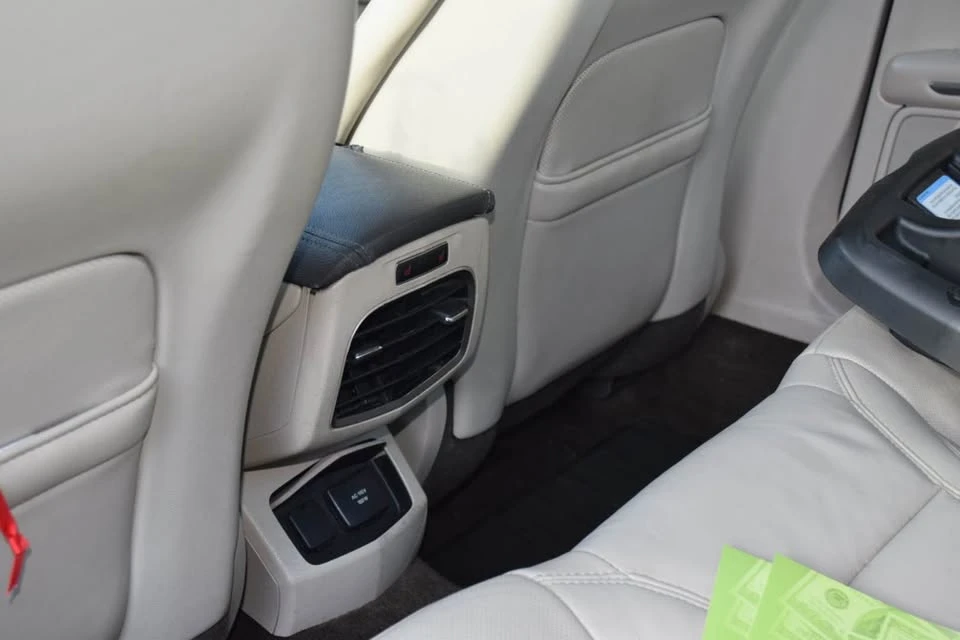 2016 Lincoln MKZ - Image 18 of 20