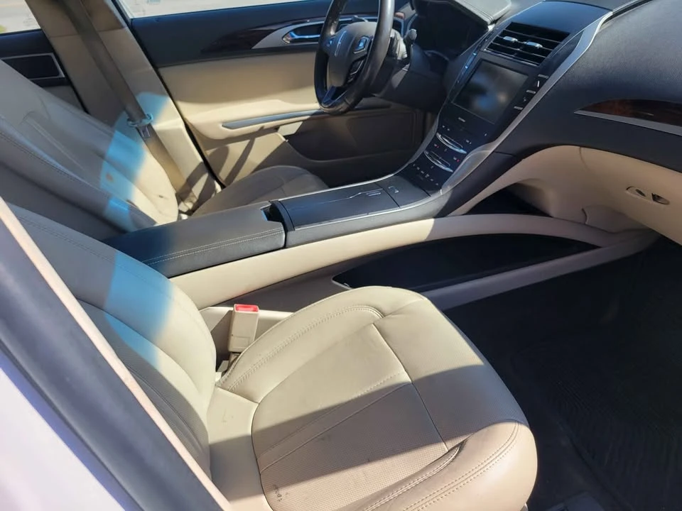 2016 Lincoln MKZ - Image 4 of 12