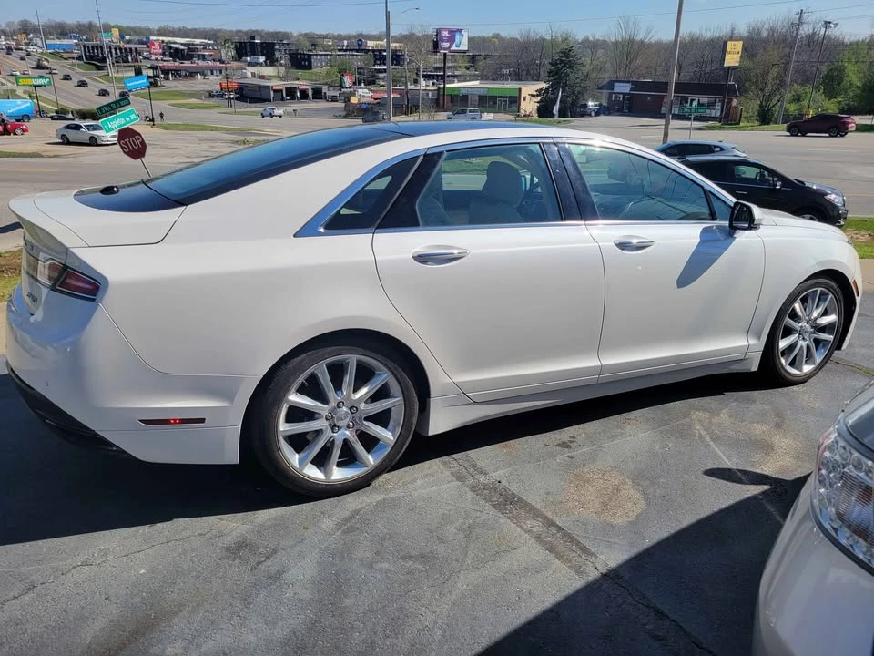 2016 Lincoln MKZ - Image 6 of 12