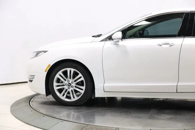 2016 Lincoln MKZ - Image 6 of 12