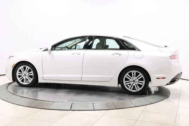 2016 Lincoln MKZ - Image 9 of 31