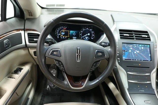 2016 Lincoln MKZ - Image 23 of 31