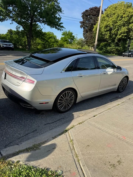 2016 Lincoln MKZ - Image 4 of 11