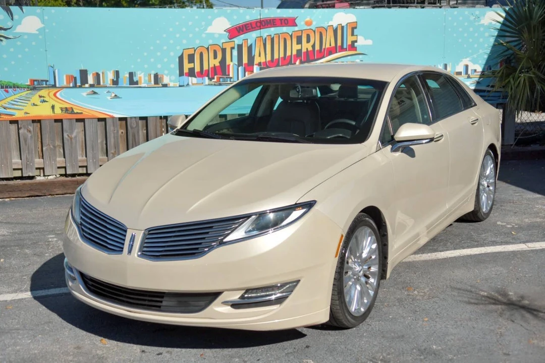 2016 Lincoln MKZ - Image 3 of 12