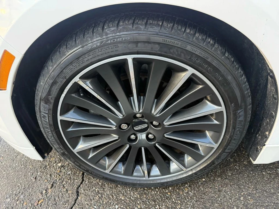 2016 Lincoln MKZ - Image 5 of 12