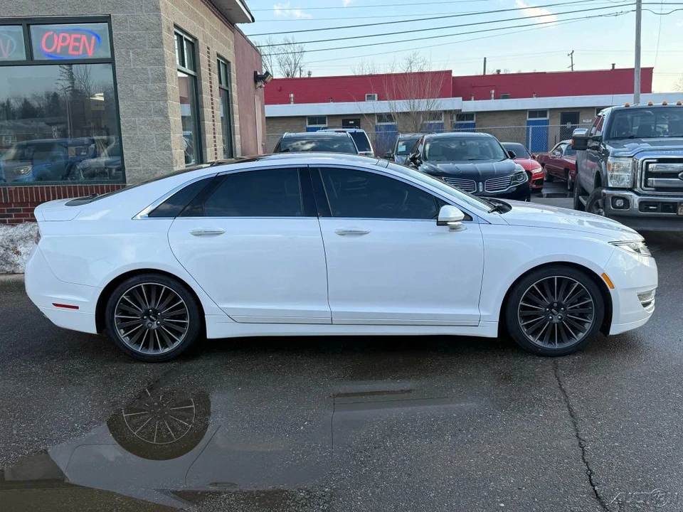 2016 Lincoln MKZ - Image 2 of 12