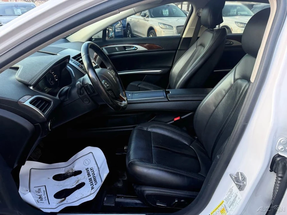 2016 Lincoln MKZ - Image 10 of 12