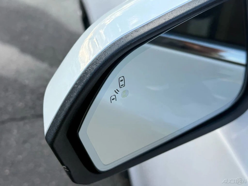 2016 Lincoln MKZ - Image 9 of 12