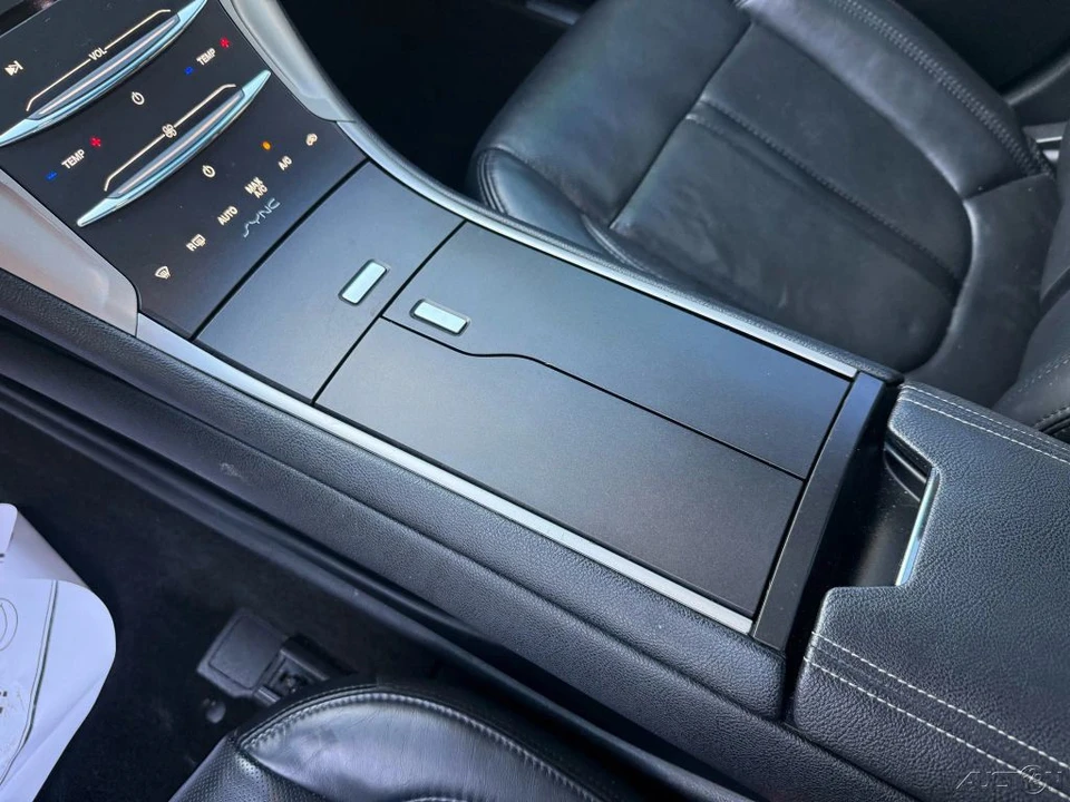 2016 Lincoln MKZ - Image 17 of 21