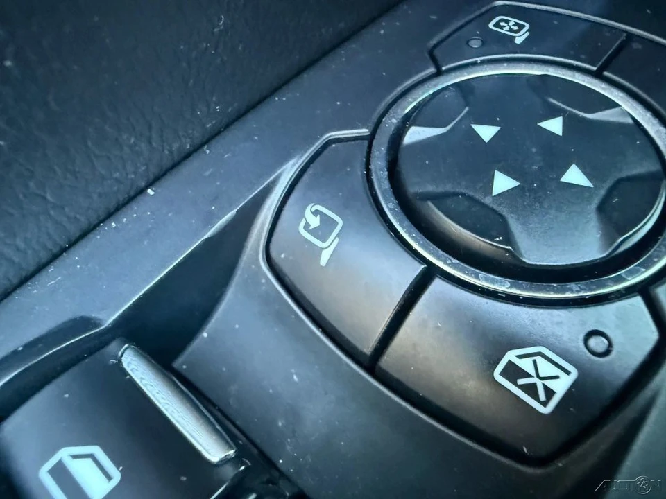 2016 Lincoln MKZ - Image 20 of 21