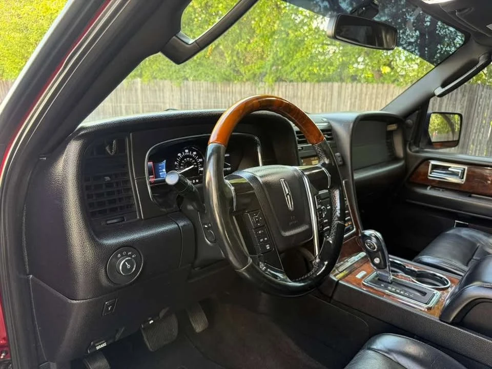 2016 Lincoln Navigator 3rd Gen - Image 10 of 20
