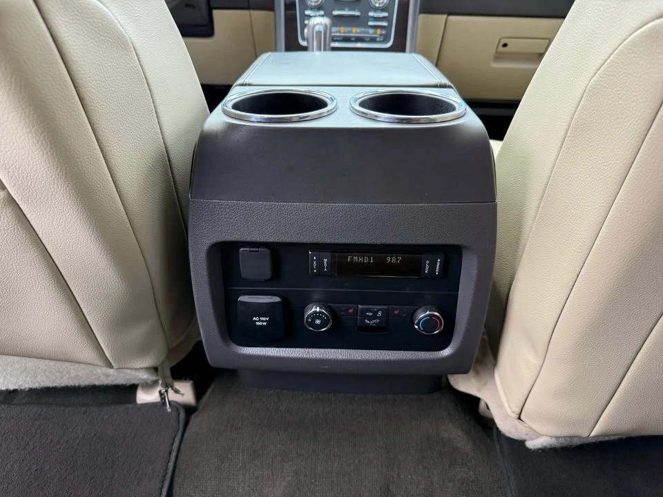 2016 Lincoln Navigator - Image 18 of 20