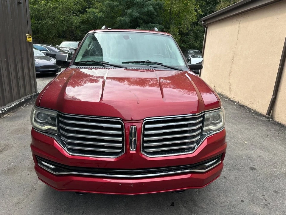 2016 Lincoln Navigator 3rd Gen - Image 2 of 19