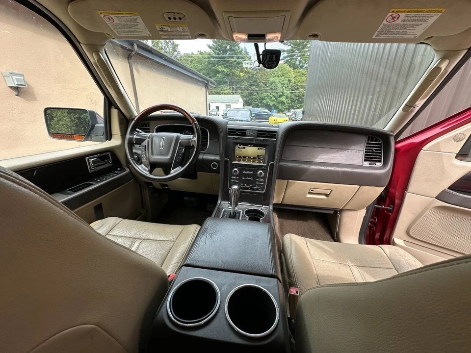 2016 Lincoln Navigator 3rd Gen - Image 11 of 19