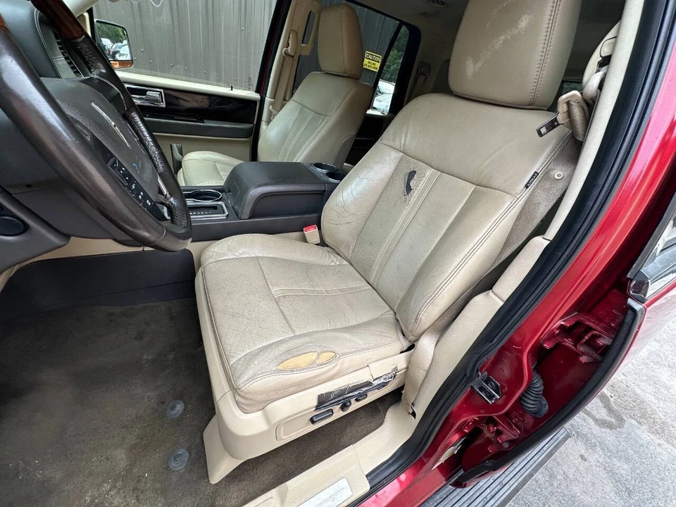 2016 Lincoln Navigator 3rd Gen - Image 15 of 19