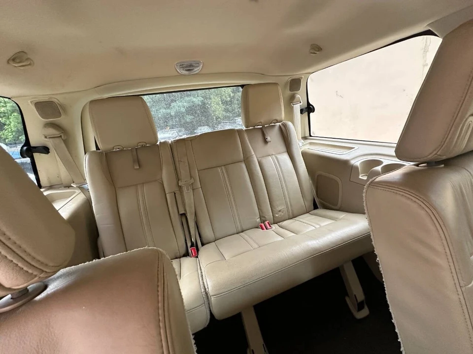 2016 Lincoln Navigator 3rd Gen - Image 10 of 19