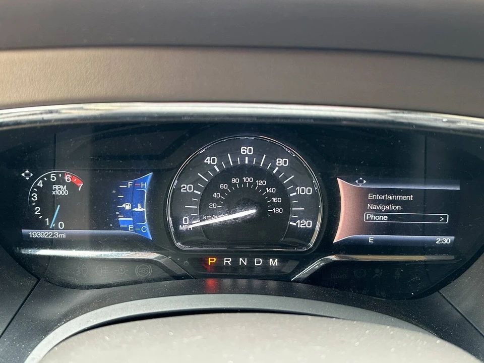 2016 Lincoln Navigator 3rd Gen - Image 16 of 19