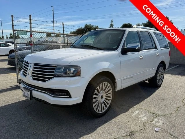 2016 Lincoln Navigator 3rd Gen - Image 3 of 9