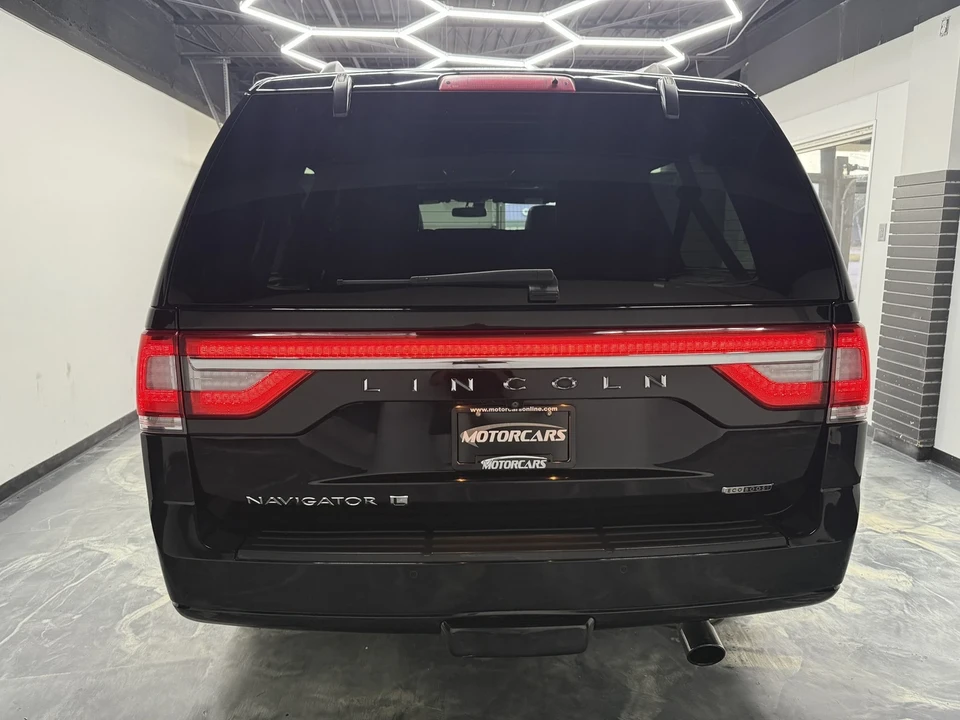 2016 Lincoln Navigator 3rd Gen - Image 5 of 21