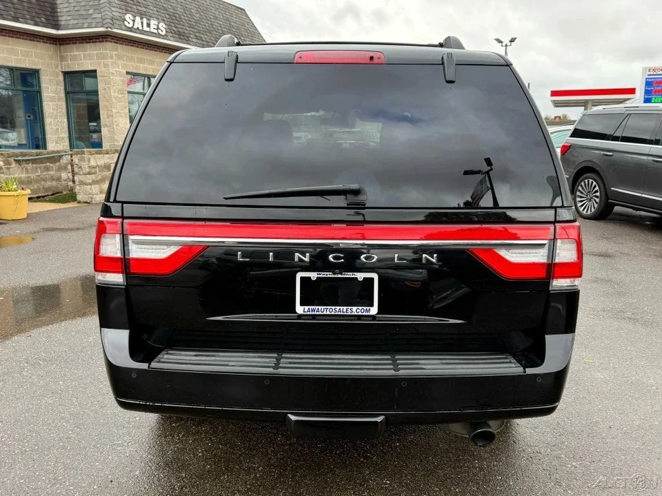 2016 Lincoln Navigator 3rd Gen - Image 6 of 12