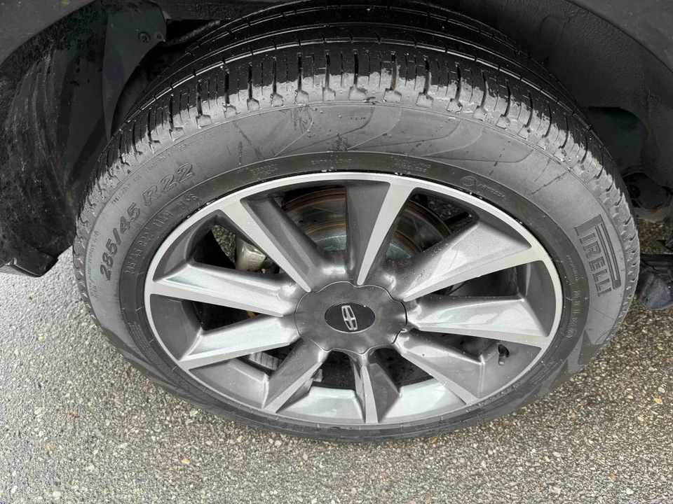 2016 Lincoln Navigator 3rd Gen - Image 11 of 12