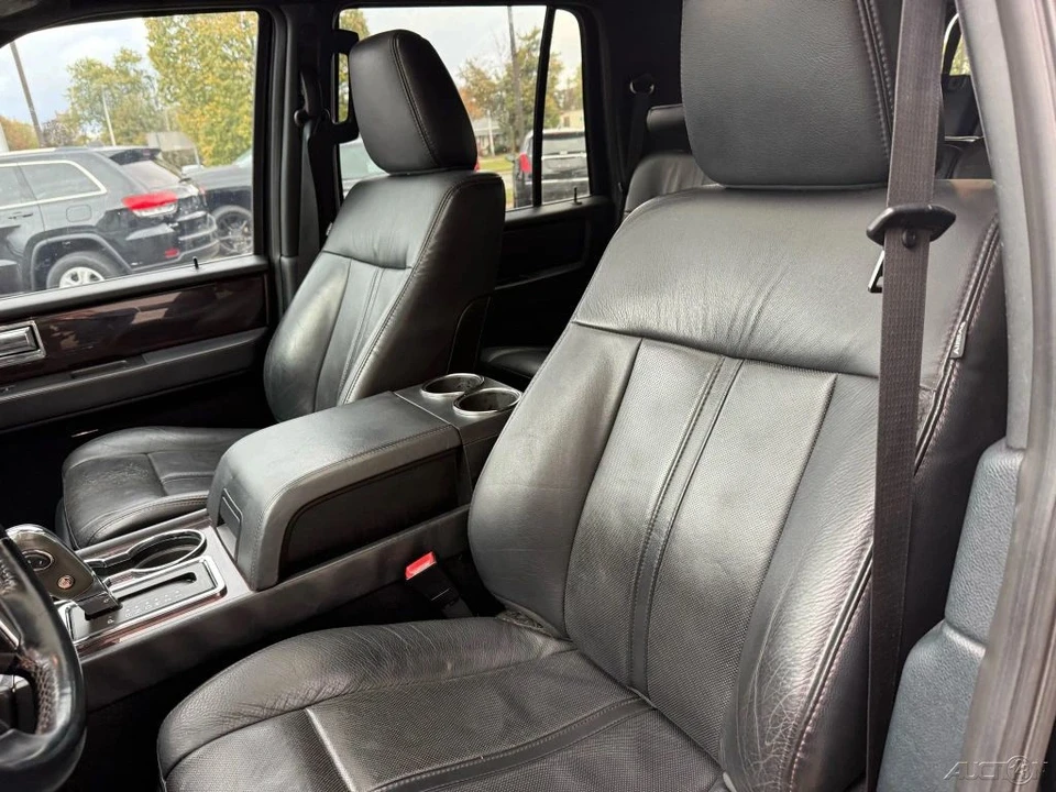 2016 Lincoln Navigator 3rd Gen - Image 17 of 21