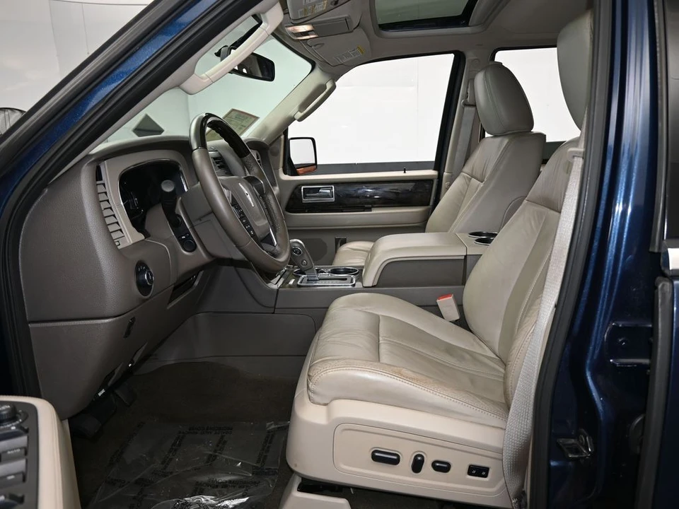 2016 Lincoln Navigator 3rd Gen - Image 12 of 12