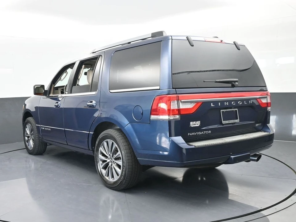 2016 Lincoln Navigator 3rd Gen - Image 4 of 12
